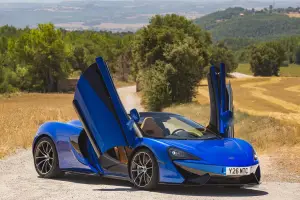 McLaren 570S Spider 2017