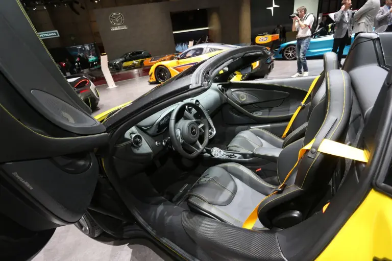 McLaren 600LT Spider - Salone di Ginevra 2019 - 2