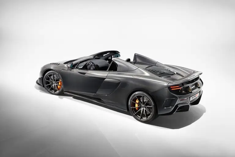 McLaren 675LT Carbon Series  - 5