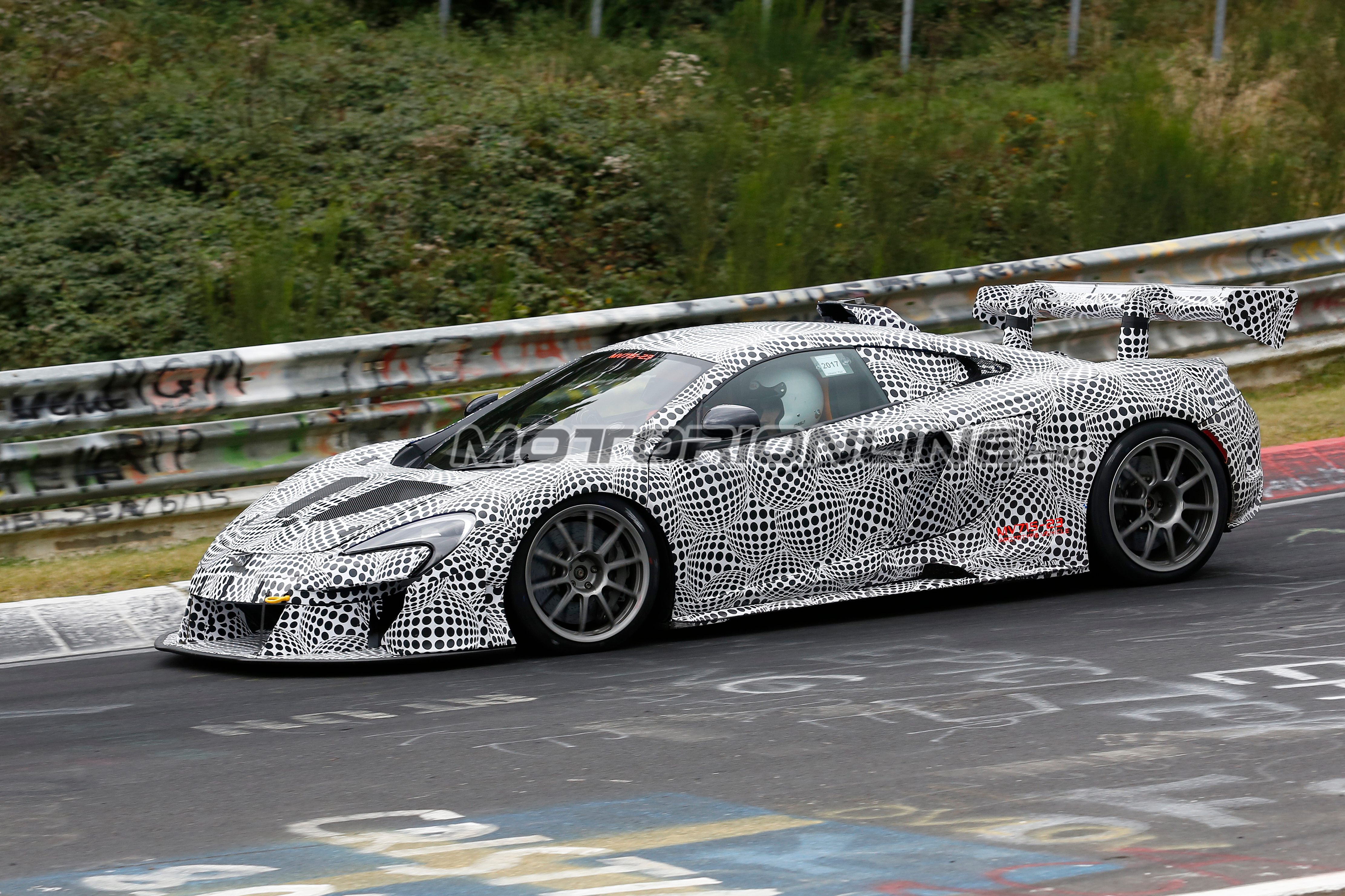 McLaren 675LT foto spia 21 settembre 2017