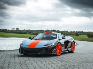 McLaren 675LT Gulf Racing