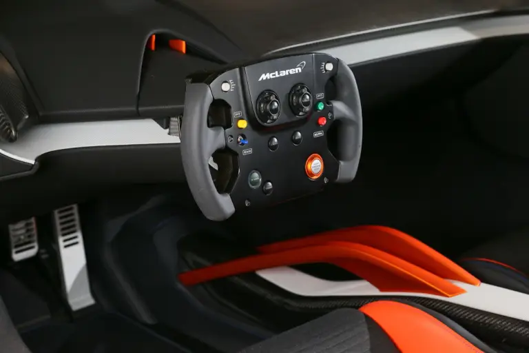 McLaren 675LT JVCKENWOOD concept - 3
