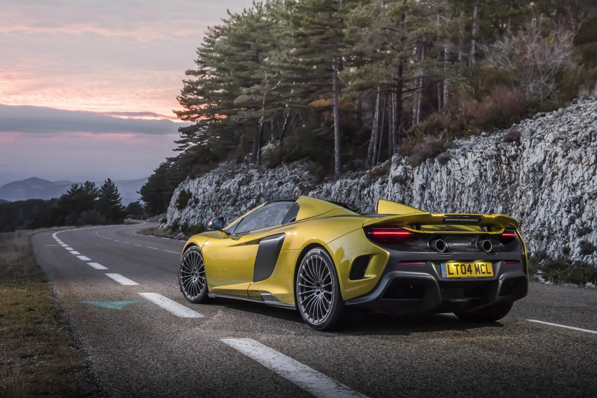 McLaren 675LT Spider 2015 - 4