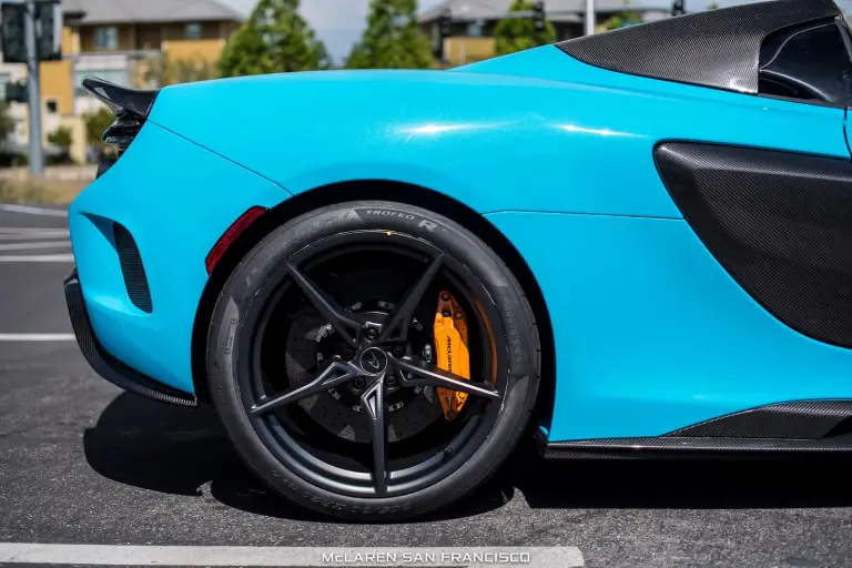 McLaren 675LT Spider Fristal Blue by MSO - 32