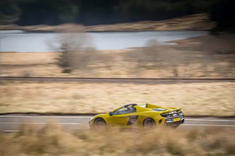 McLaren 675LT Spider - nuova galleria - 17