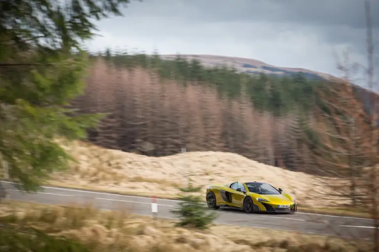 McLaren 675LT Spider - nuova galleria - 18