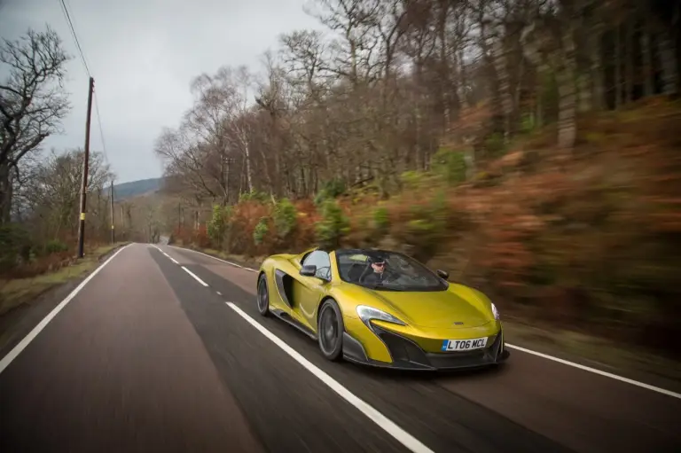 McLaren 675LT Spider - nuova galleria - 25