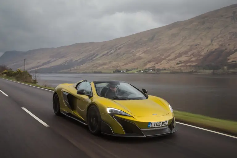 McLaren 675LT Spider - nuova galleria - 27