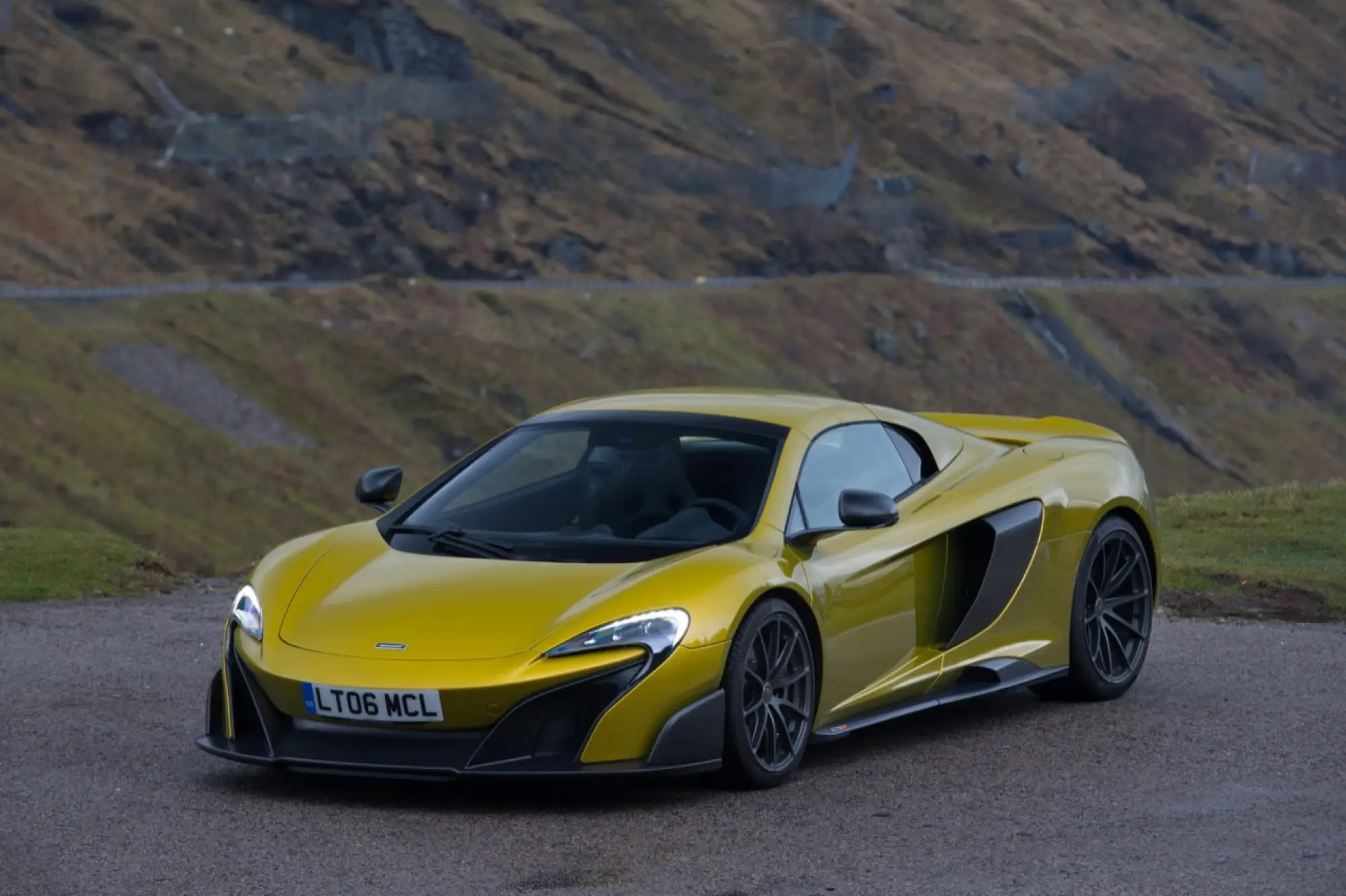 McLaren 675LT Spider - nuova galleria - 35