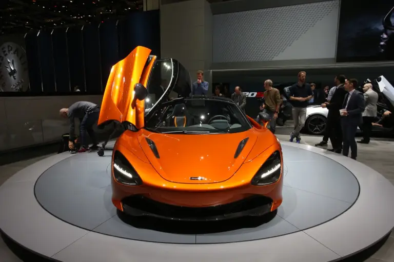 McLaren 720 Super Series - Salone di Ginevra 2017 - 11