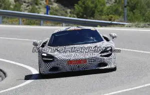 McLaren 720S Hybrid - Foto spia 21-05-2019