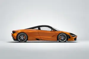 McLaren 720S - 21