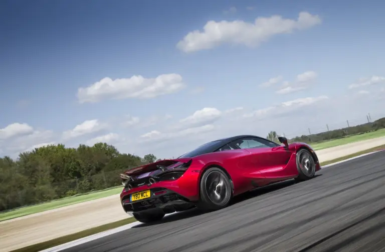 McLaren 720S - 43