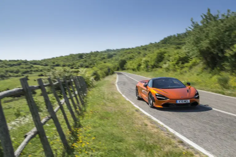 McLaren 720S - 75