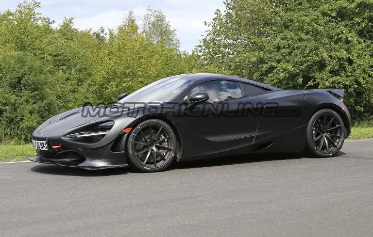 McLaren 750LT - Foto spia 02-09-2019 - 4