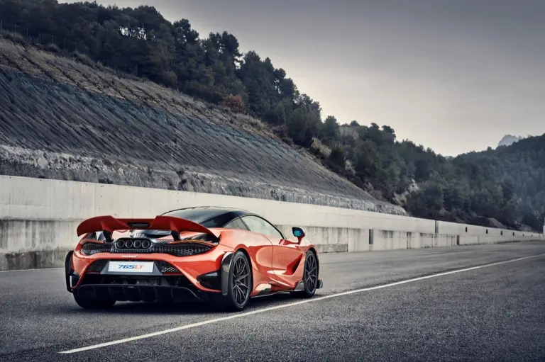 McLaren 765LT - Ginevra 2020 - 13