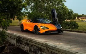 McLaren 765LT Spider by MSO - Foto