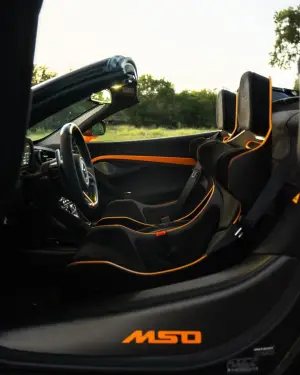 McLaren 765LT Spider by MSO - Foto