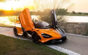 McLaren 765LT Spider by MSO - Foto