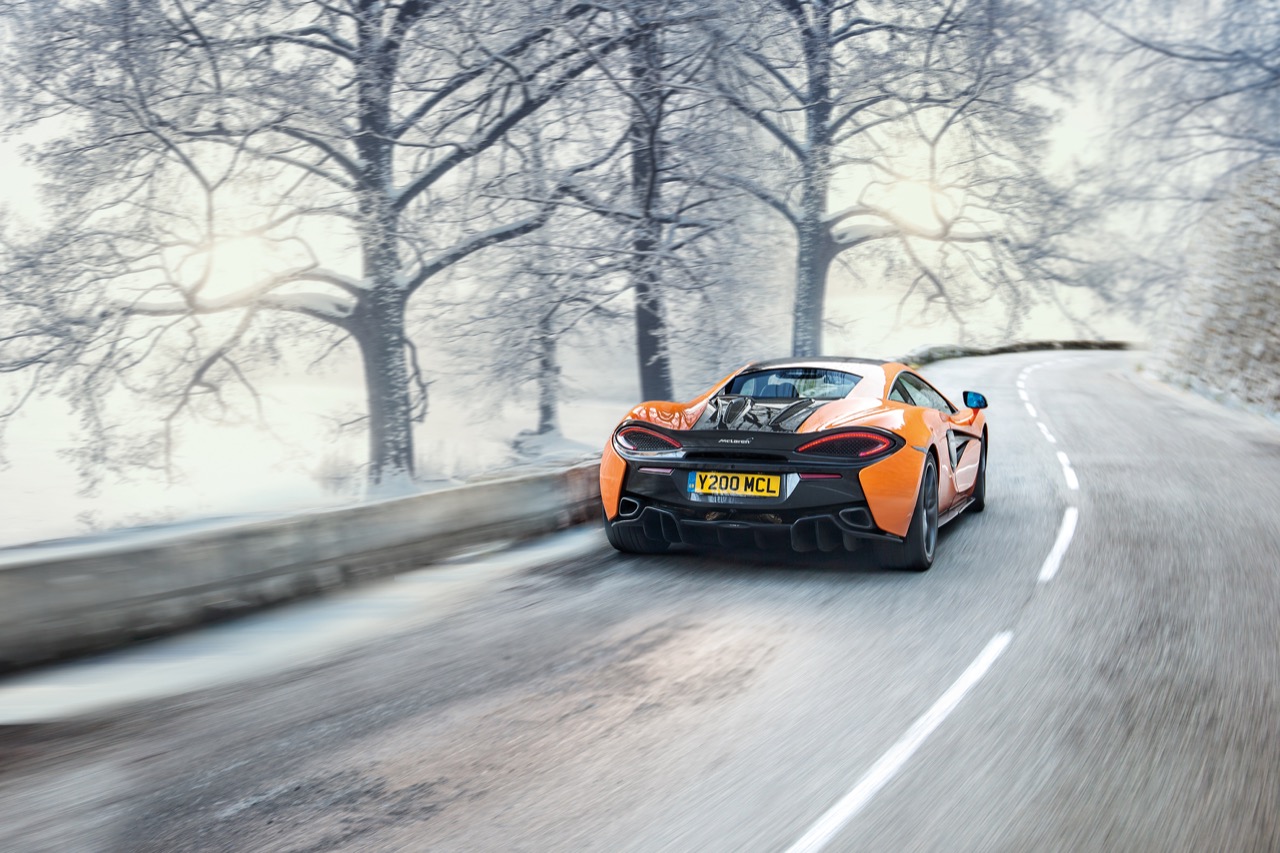 McLaren e Pirelli - gamma Sports Series inverno 2017