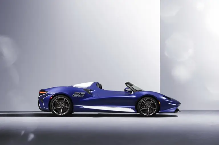 McLaren Elva Windscreen Version 2021 - 1