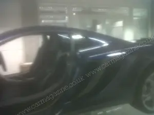McLaren MP4-12C - Foto spia 26-01-2012