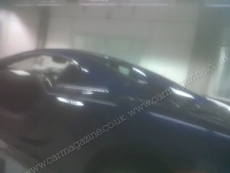 McLaren MP4-12C - Foto spia 26-01-2012 - 4