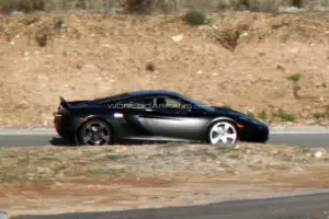 McLaren MP4-12C Spider - Foto spia 17-11-2011 - 9