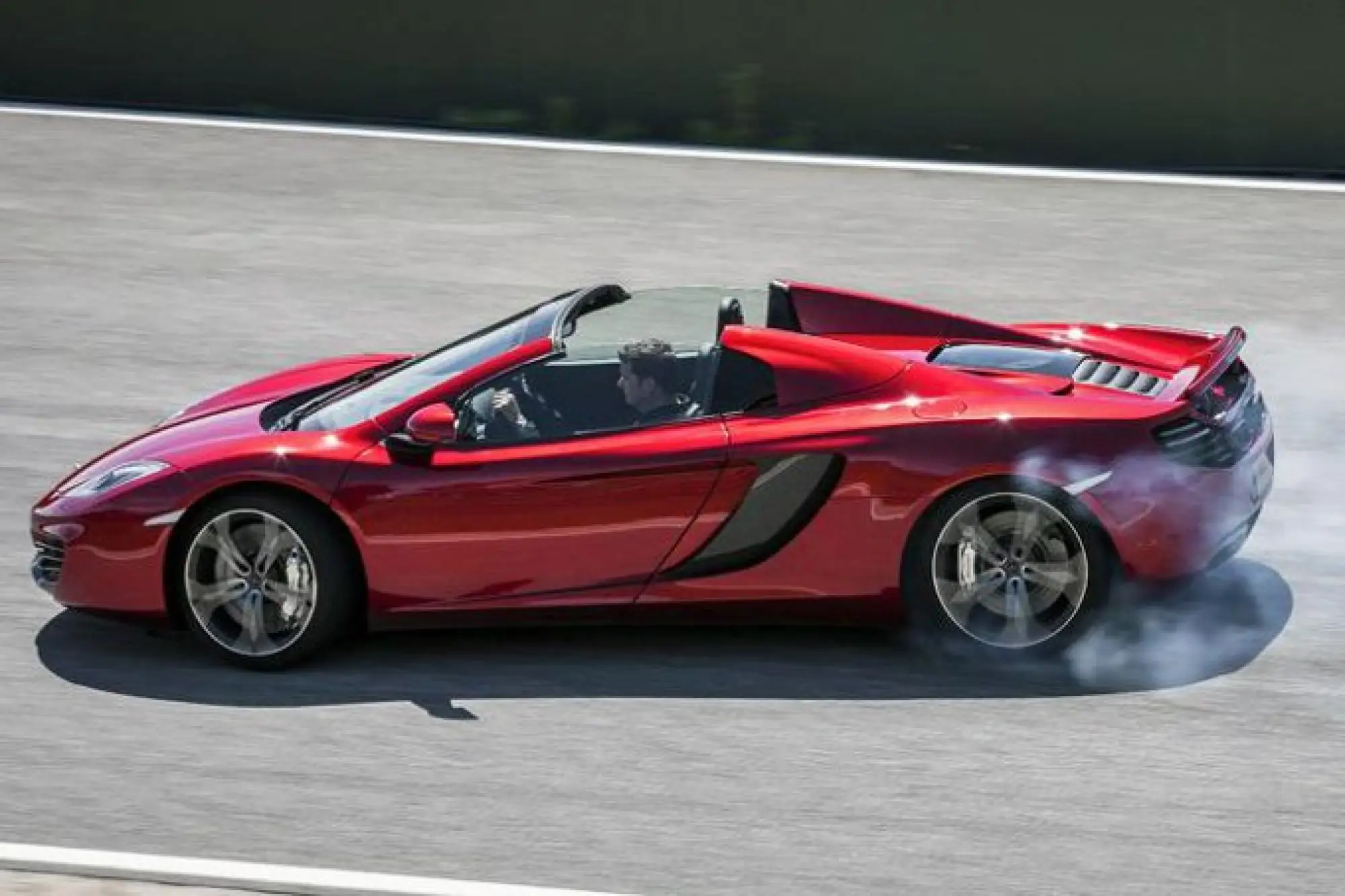 McLaren MP4-12C Spider ufficiale - 3