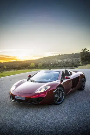 McLaren MP4-12C Spyder nuove immagini