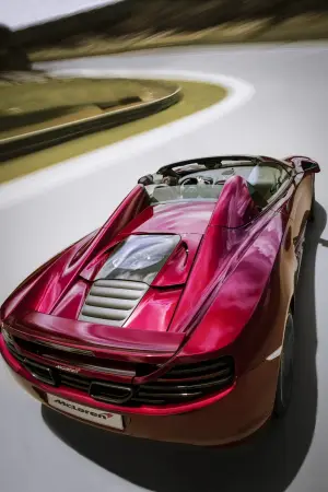 McLaren MP4-12C Spyder nuove immagini