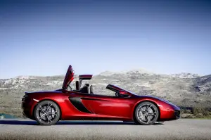 McLaren MP4-12C Spyder nuove immagini