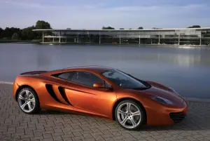 McLaren MP4-12C - 3