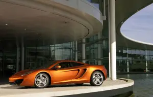 McLaren MP4-12C