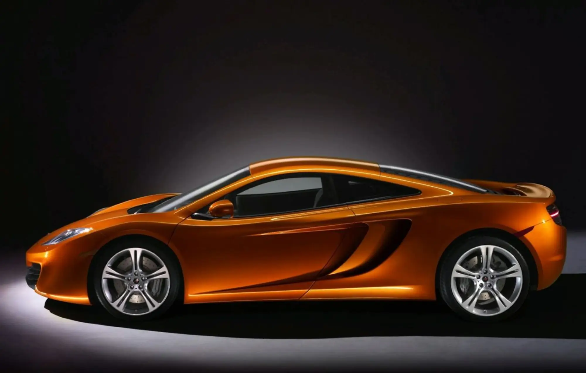 McLaren MP4-12C - 17