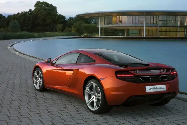 McLaren MP4-12C - 21