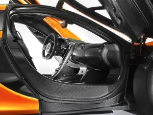 McLaren P1 2013 - Nuove foto