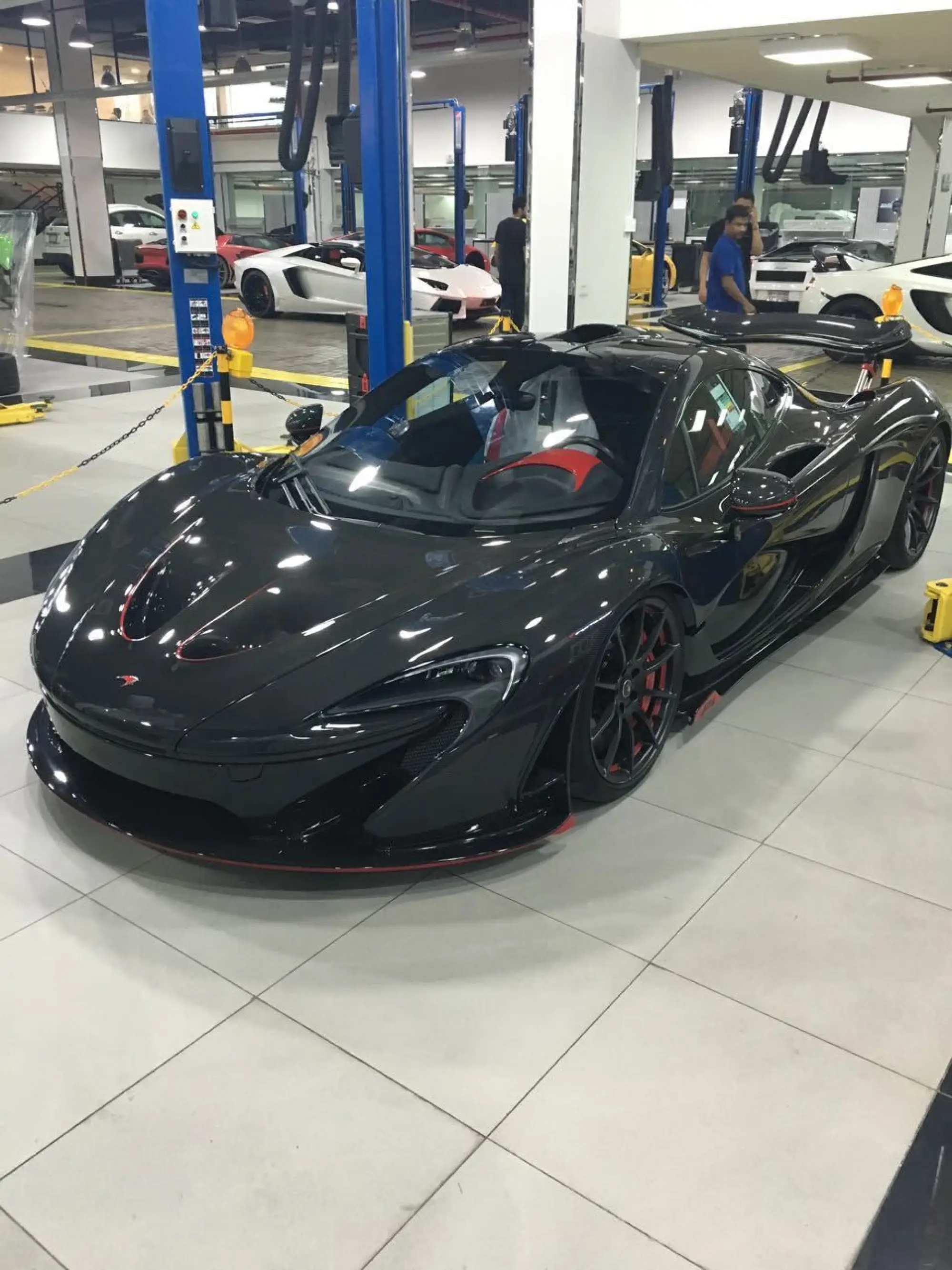 McLaren P1 Carbon Series - 9