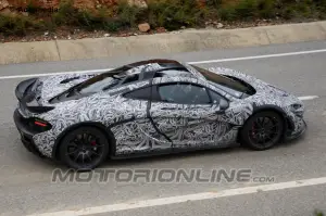 McLaren P1 - Foto spia 1-12-12