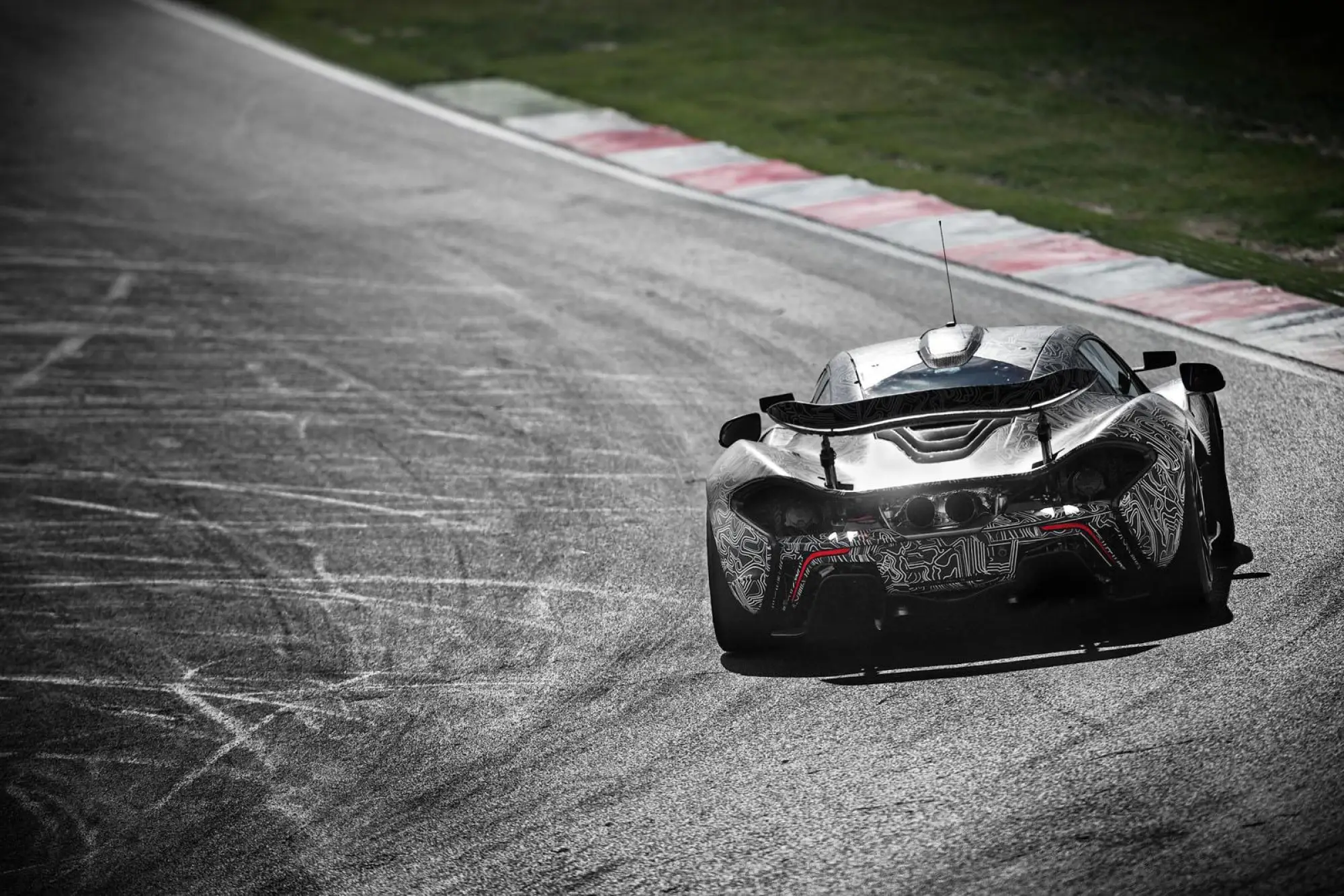 McLaren P1 GTR - 2014 - 5