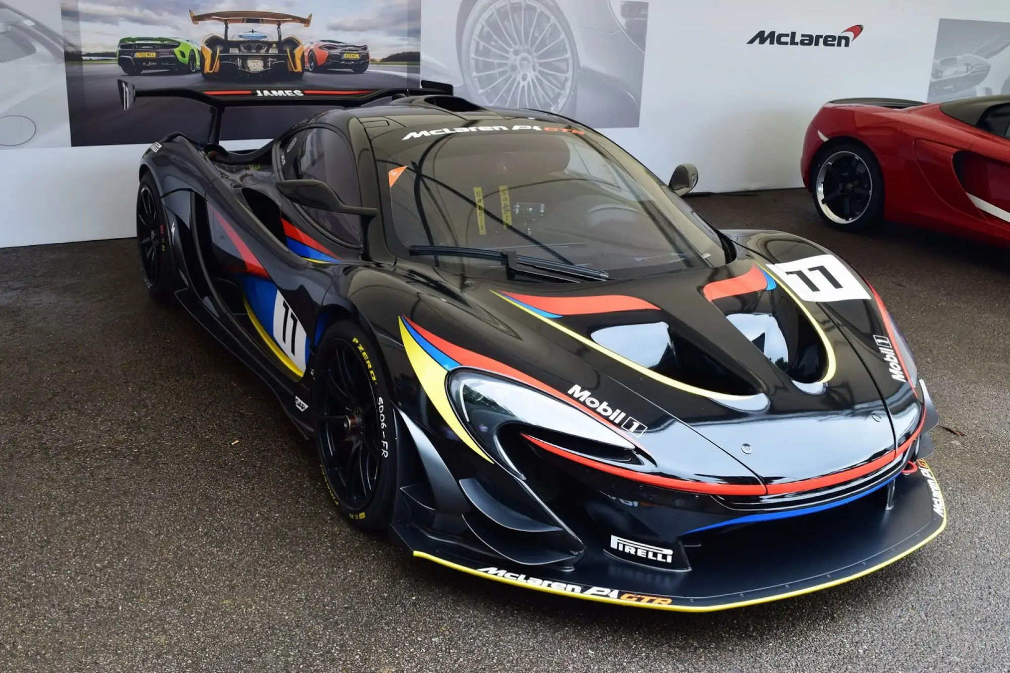 McLaren P1 GTR James Hunt Special Edition - 1