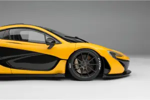 McLaren P1 modellino 1-8 - Foto