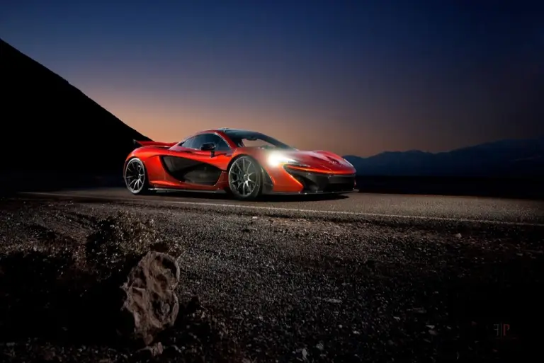 McLaren P1 nella Death Valley - Folk Photography - 3