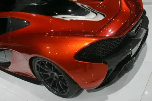 McLaren P1 - Salone di Parigi 2012 - 4