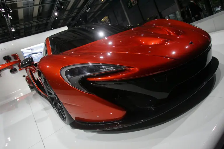 McLaren P1 - Salone di Parigi 2012 - 5