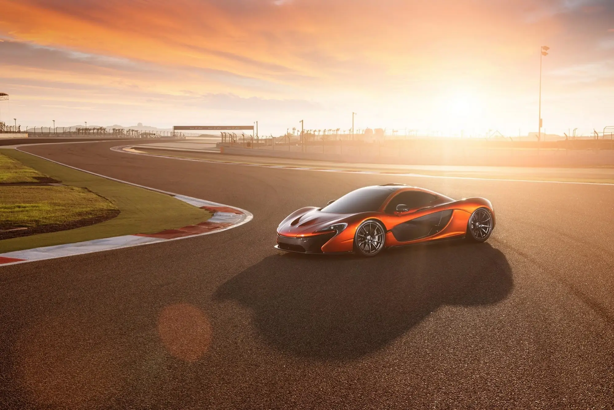 McLaren P1 sul Bahrain International Circuit - 2