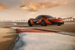 McLaren P1 sul Bahrain International Circuit - 8