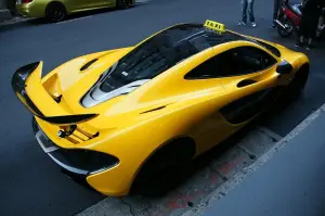 McLaren P1 taxi - 1