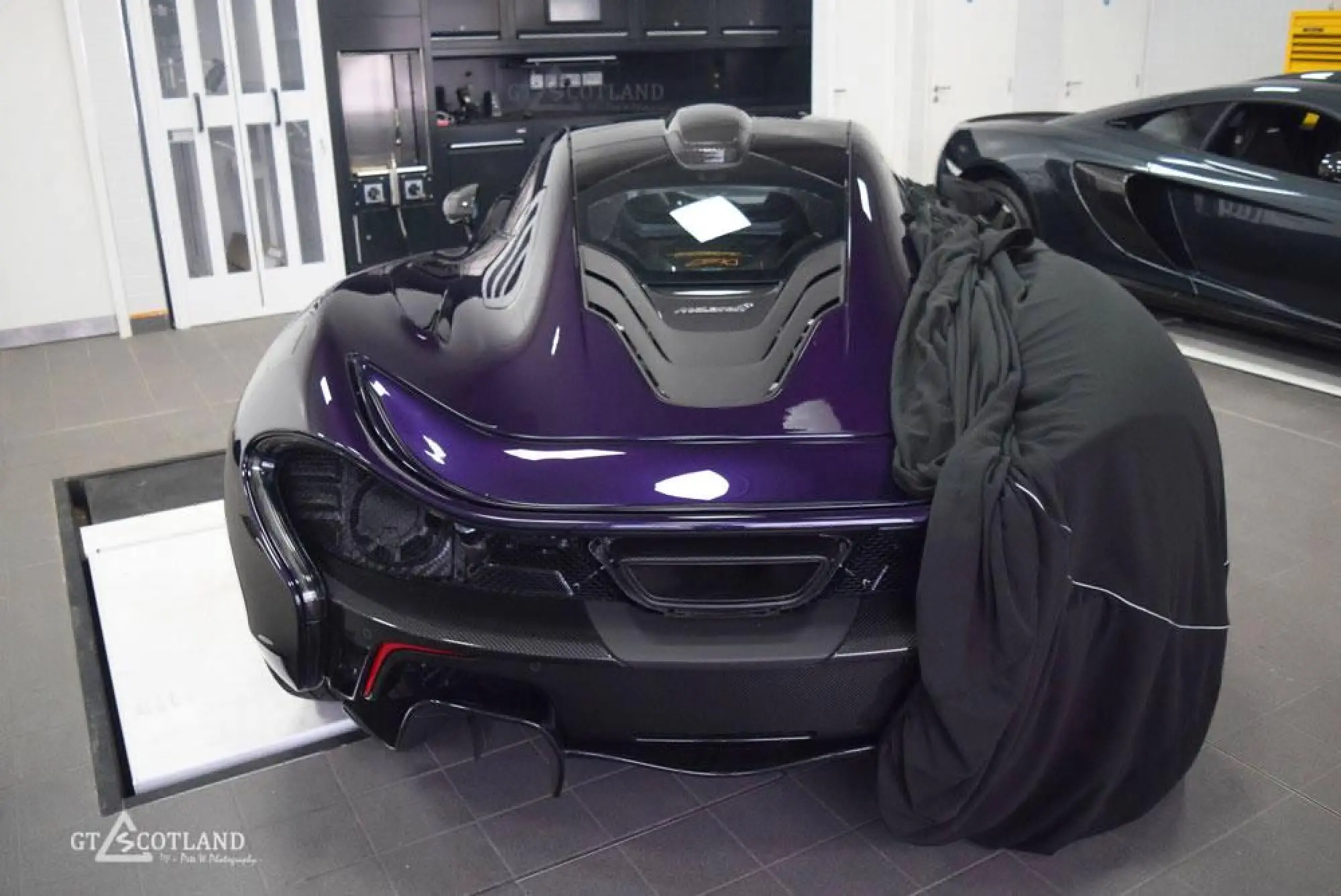 McLaren P1 viola  - 3