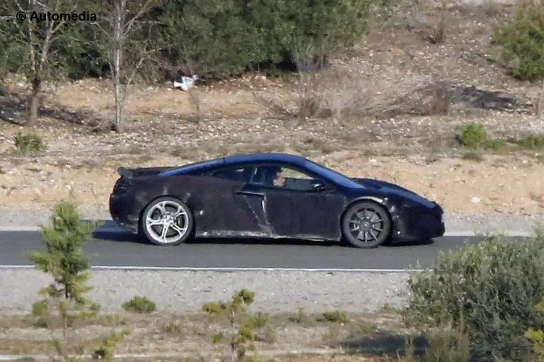 McLaren P13 2015 - Foto spia 05-12-2013 - 4